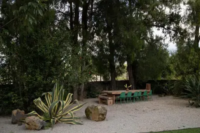 Jardín al aire libre en Casa Chavela