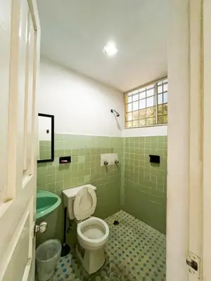 Un baño de Hotel Walton