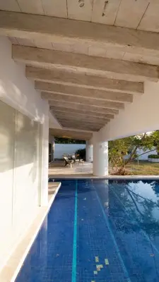 Piscina en o cerca de Casita Perla Sustainable Villa with Mountain View, Long Pool, King, Grill