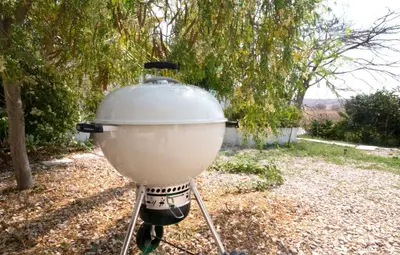 Barbacoa disponible para clientes en la villa