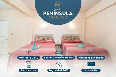 Cama o camas de una habitación en HOTEL PENÍNSULA Salina Cruz