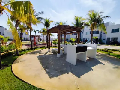 Jardín al aire libre en Fraccionamiento Puerta al Sol Acapulco