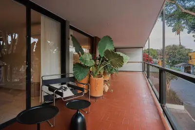Un balcón o terraza de 21 Wonderful apartment location design balcony