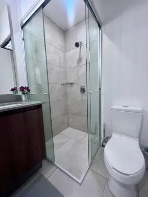 Un baño de ML002 - 2BR - 2BTh