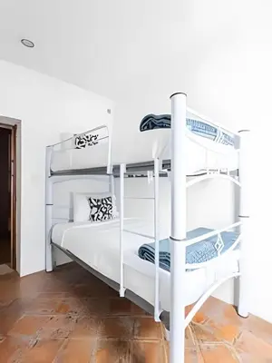 Plano de 17th Century “Casa de la Virgen” | 5Beds + Parking
