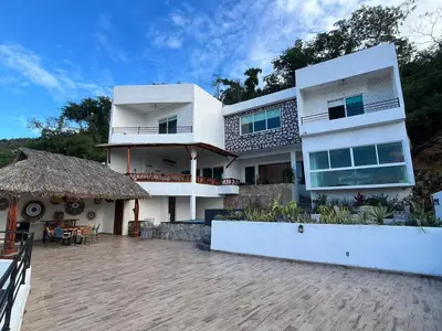 Edificio en el que se encuentra la casa o chalet