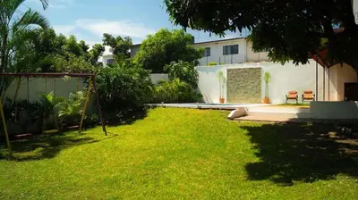 Jardín al aire libre en Sayaná House