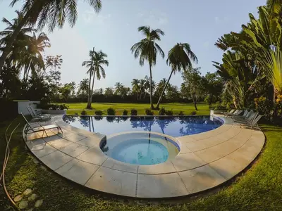 Piscina en o cerca de Acogedor depto Acapulco Diamante frente a campo de Golf Vidanta
