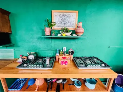 Una cocina o zona de cocina en Costa Rentals Palmar & Wasi