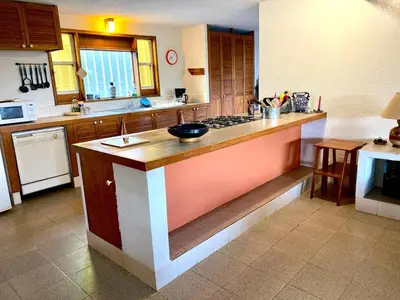 Una cocina o zona de cocina en Hermosa casa familiar en Tepoztlan