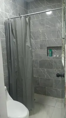 Un baño de Departamento y Alberca privada