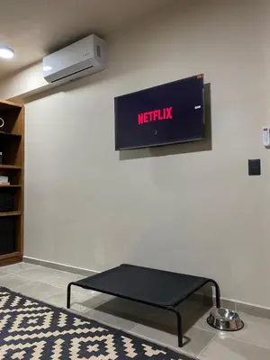 Una televisión o centro de entretenimiento en Bacaanda #3