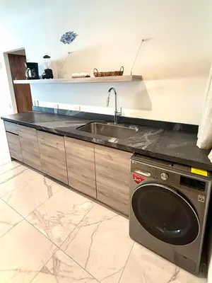Una cocina o zona de cocina en Relajante y acogedor
