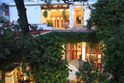 Jardín al aire libre en Hotel Casa Vertiz
