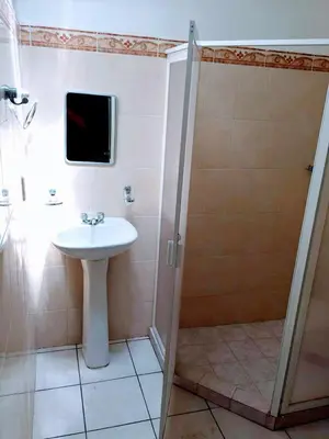 Un baño de Villa amplia y cómoda