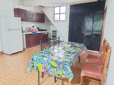 Una cocina o zona de cocina en Terrazas Hotel and Hostel