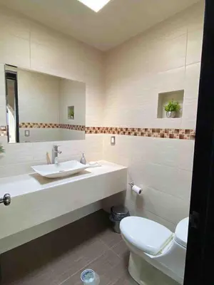 Un baño de Casa Los Arcos