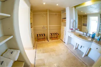 Un baño de Casa Wapa Espectacular Villa Boho Chic en Acapulco