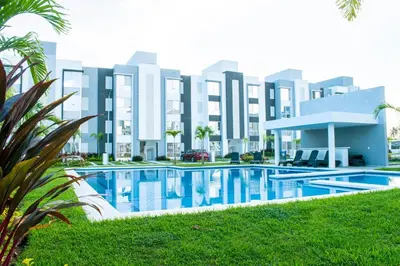 Piscina en o cerca de Alberca, Playa Cercana & Club de Playa opcional -Departamento E13D301