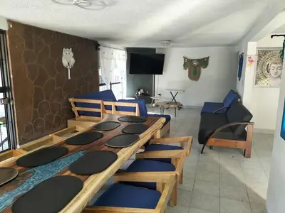 Zona de estar de finca Max amates 1