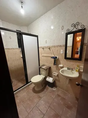 Un baño de Suite Antequera