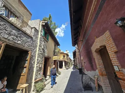 El barrio de los alrededores o un barrio cerca de este apartamento