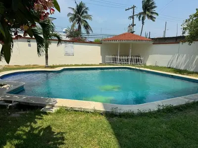 Piscina en o cerca de Departamento céntrico en Boca del Rio con alberca