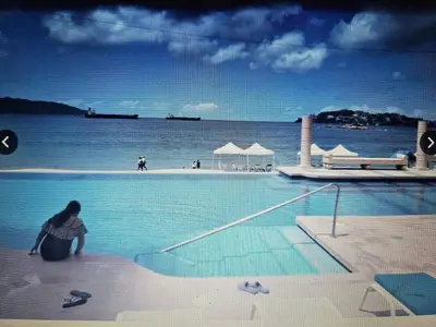 Plano de Tropical Paradise Getaway in Acapulco with Private Infinity Pool