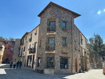 Edificio en el que se encuentra el apartamento