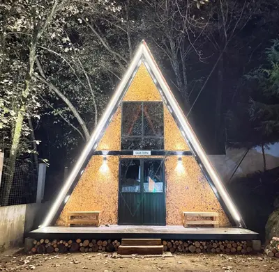 Edificio en el que se encuentra el camping