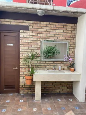 Un balcón o terraza de Departamento Runa, amplio, bonito y acogedor, completo de 2 recámaras y 3 camas matrimoniales