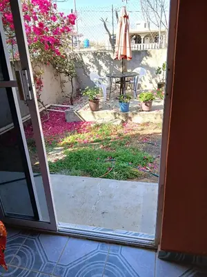 Jardín al aire libre en Tranquila casa