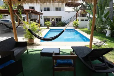 Piscina en o cerca de Suku'un