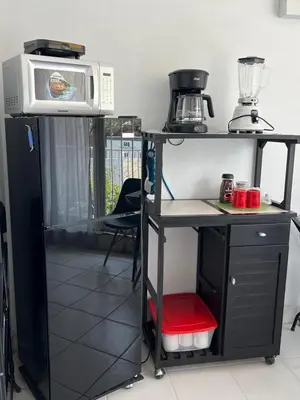 Una cocina o zona de cocina en Habitacion Acojedora