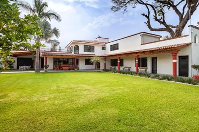 Jardín al aire libre en Villa MAJUM Cocoyoc