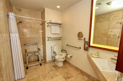 Un baño de Holiday Inn Huatulco by IHG