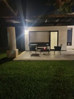 Un patio o zona al aire libre en Casa del río para disfrutar