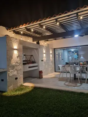 Un patio o zona al aire libre en House in Cuernavaca near Teques