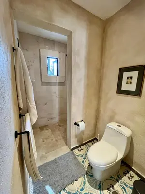Un baño de Val'quirico Auguri Zócalo II, Depto 5 Camas