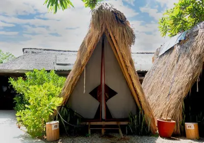 Jardín al aire libre en Tribu Tipis & Surf