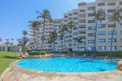 Piscina en o cerca de Apartment in Acapulco Diamante with beach access
