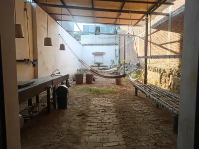 Jardín al aire libre en Iguana Coliving