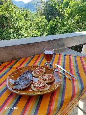 Comida en o cerca de este hostal o pensión