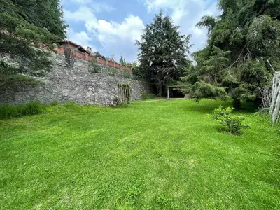 Jardín al aire libre en Swiss Cabin in Popo Park near Popocatépetl