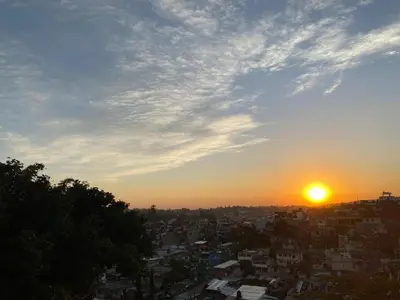 Amanecer o atardecer desde la casa o chalet o alrededores