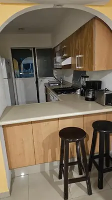 Una cocina o zona de cocina en Diamante Lakes Condominium, in front of Arena GNP