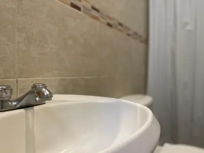 Un baño de Casa Mar y Sierra