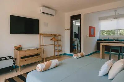 Una televisión o centro de entretenimiento en Maralagua