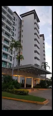 Edificio en el que se encuentra el apartamento