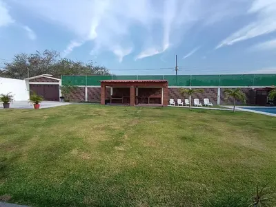 Jardín al aire libre en Temixco para fin de semana !